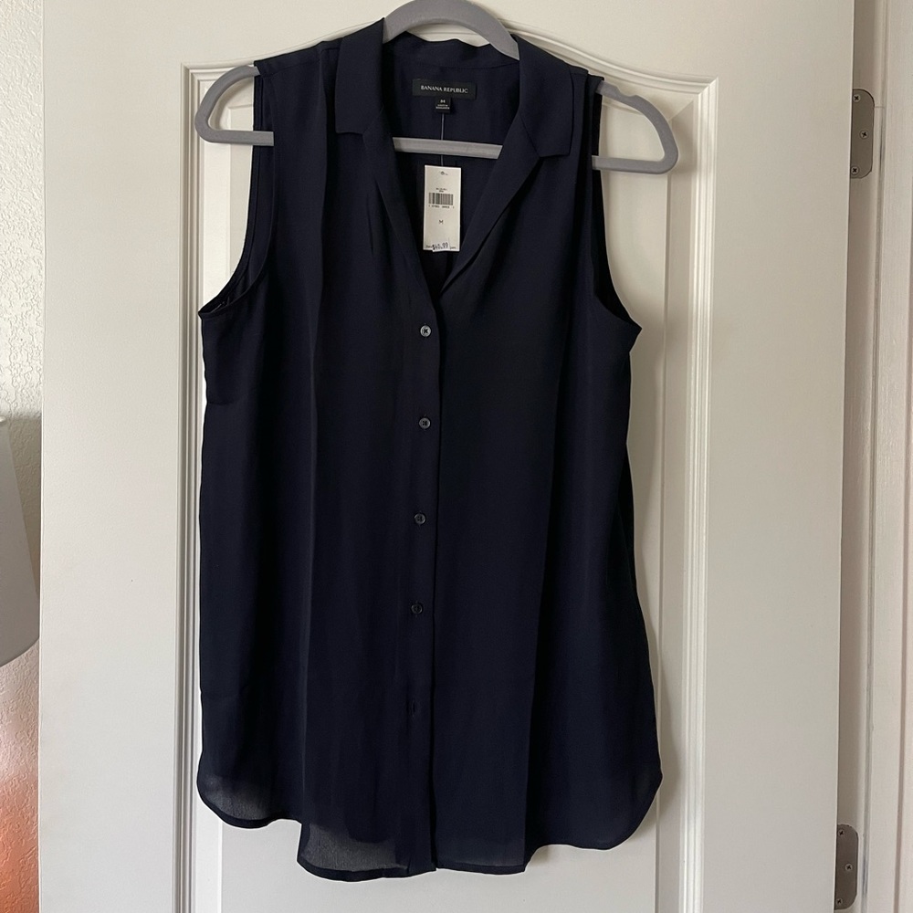 Banana Republic Sleeveless Blouse
